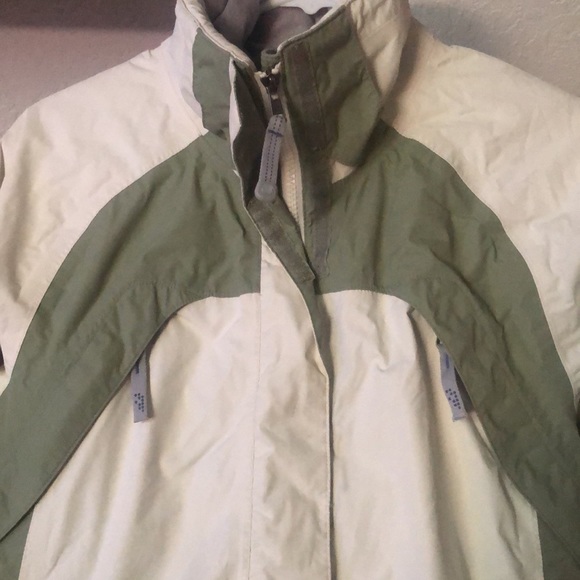 The North Face winter coat p2422 - Picture 5 of 12